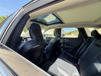 VOLVO XC60  2.0 B4 D Momentum Pro Auto - 9