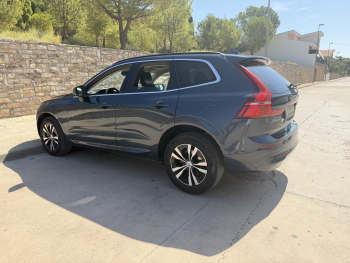 VOLVO XC60  2.0 B4 D Momentum Pro Auto - 16