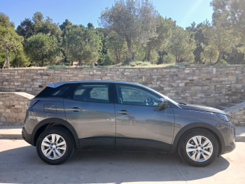 PEUGEOT 3008 1.5L BlueHDi SS Active Pack - 4