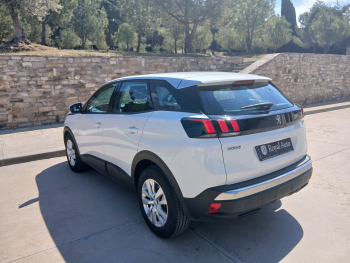 PEUGEOT 3008 1.5L BlueHDi SS Active - 8