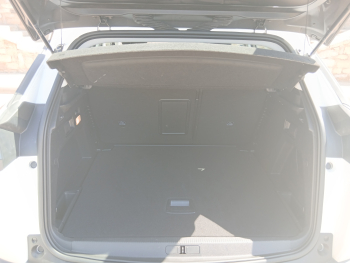 PEUGEOT 3008 1.5L BlueHDi SS Active - 9