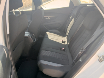 PEUGEOT 3008 1.5L BlueHDi SS Active - 15