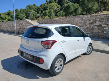 HYUNDAI i10 1.0 Klass Auto - 7