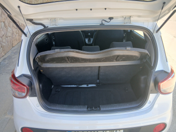 HYUNDAI i10 1.0 Klass Auto - 9