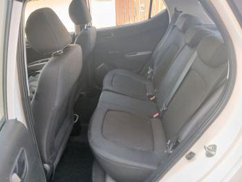 HYUNDAI i10 1.0 Klass Auto - 10
