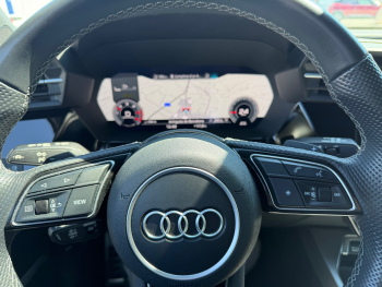 AUDI A3 Sportback TDI 150CV Black line S tronic - 13