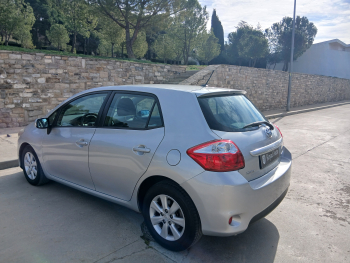 TOYOTA Auris1.4d90cv - 8