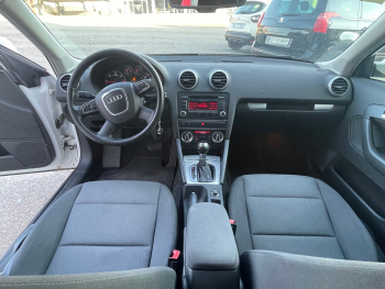 AUDI A3 Sportback 1.6 TDI 105cv Ambiente - 4