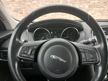JAGUAR F-Pace 2.0L i4D AWD Automatico Prestige - 9