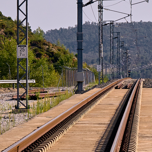 Technical workshop dealing with electrical risks in the railway industry
