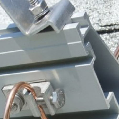 Grapas para estructuras fotovoltaicas