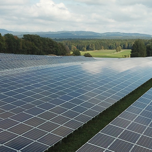 Acciona commits to photovoltaic hybridisation