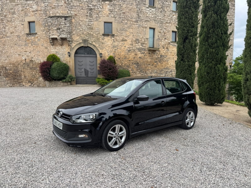 VOLKSWAGEN POLO R-LINE