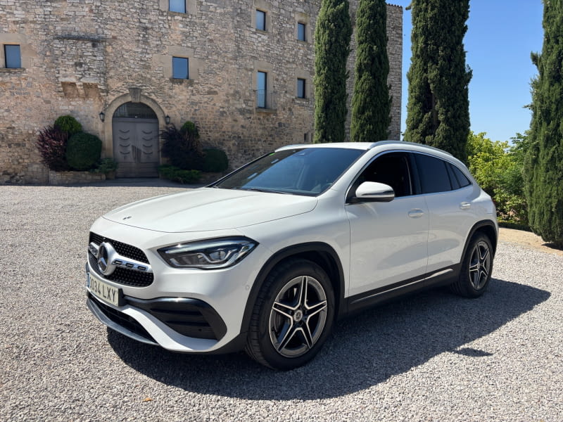 MERCEDES GLA