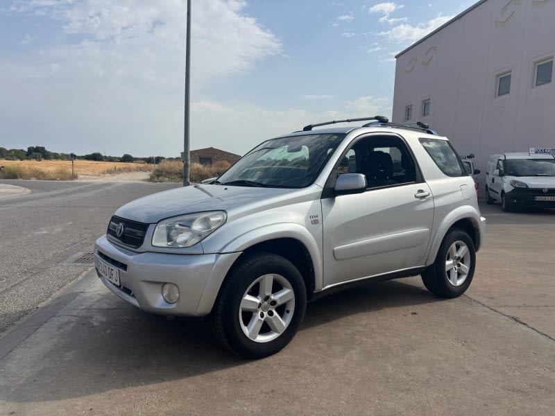 TOYOTA RAV 4  4x4