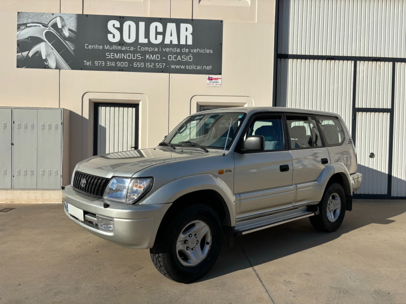 TOYOTA LAND CRUISER