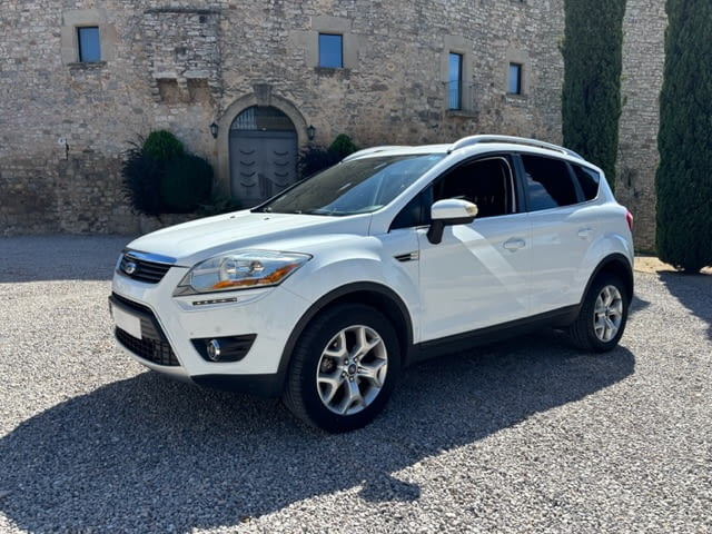 FORD KUGA