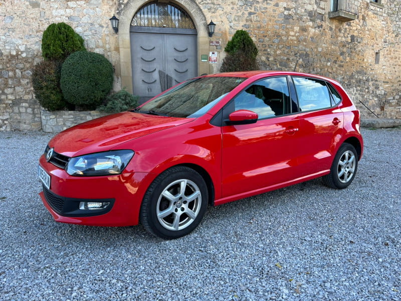 VOLKSWAGEN POLO