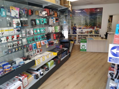Botiga d'informàtica a Cervera