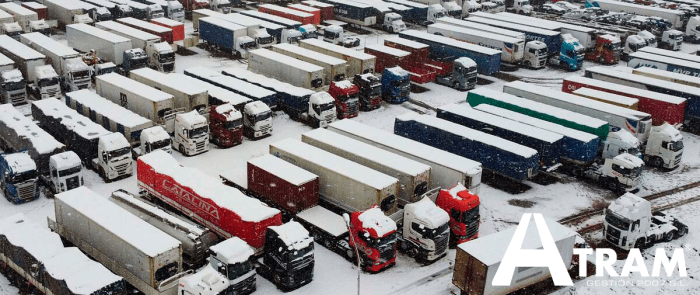 EL MINISTERIO DE TRANSPORTES Y MOVILIDAD SOSTENIBLE AUTORIZA FLEXIBILIZAR LOS TIEMPOS DE CONDUCCIÓN Y DESCANSO PARA LOS TRANSPORTISTAS AFECTADOS POR LAS RESTRICCIONES A LA CIRCULACIÓN, ENTRE LOS DÍAS 23 A 25 DE ENERO DE 2026 COMO CONSECUENCIA DEL AVISO ESPECIAL DE LA AGENCIA ESTATAL DE METEOROLOGÍA (AEMET) POR NEVADAS EN COTAS BAJAS.