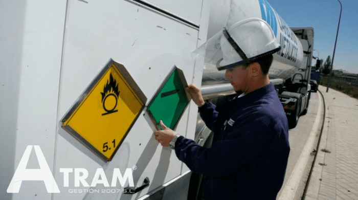 El Ministerio de Transportes refuerza las inspecciones en el transporte de mercancías peligrosas
