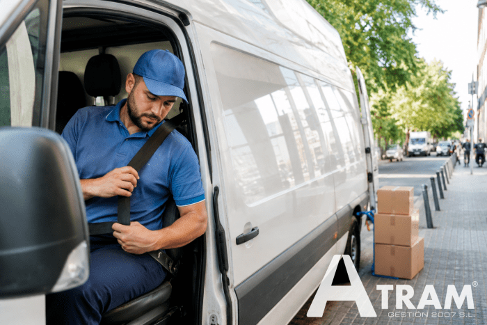 EL USO DEL CINTURÓN DE SEGURIDAD SERÁ OBLIGATORIO PARA LOS DISTRIBUIDORES DE MERCANCÍAS EN ÁMBITO URBANO DESDE EL 1 DE OCTUBRE DE 2026