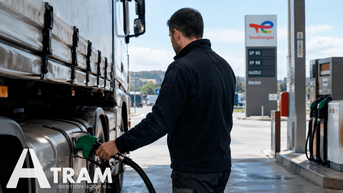 FENADISMER RECOMIENDA REPOSTAR EN ESPAÑA ANTES DE VIAJAR A FRANCIA ANTE EL RIESGO DE DESABASTECIMIENTO DE GASÓLEO