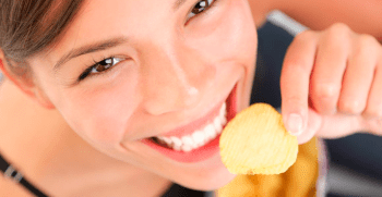El sorprendente origen de las patatas “chips” uno de los alimentos más consumidos del planeta.