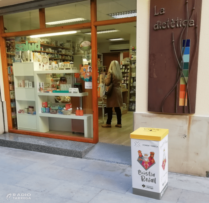 Foment Tàrrega instal·la 5 Bústies Reials perquè els infants puguin fer arribar la carta als Reis Mags