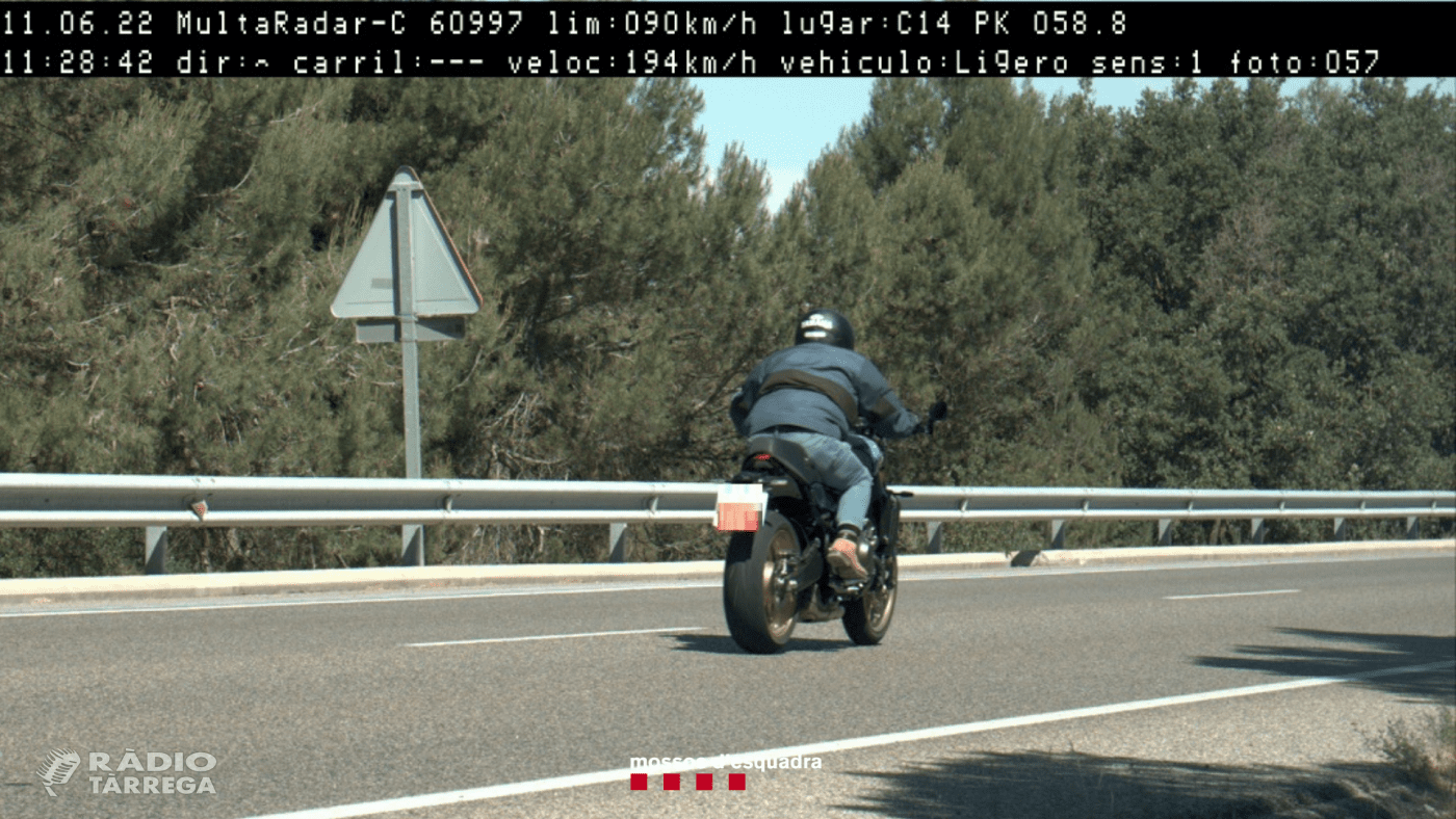 Els Mossos d'Esquadra denuncien penalment dos motoristes per circular a 194 i a 211 km/h per la C-14 a l'Urgell i la Noguera