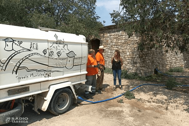 L’Ajuntament de Tàrrega utilitza aigua freàtica per netejar carrers i regar parcs i jardins arran de la situació de sequera