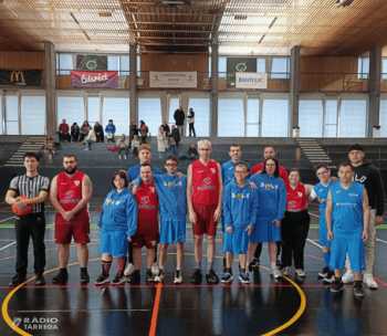 CRÒNIQUES del CLUB ESPORTIU ALBA · Bàsquet, Handbol, Rugbi i Natació