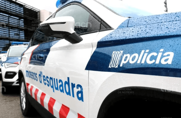 Els Mossos detenen 4 persones i n'identifiquen 157 per tinença de drogues o armes en un nou dispositiu Kanpai a Tàrrega
