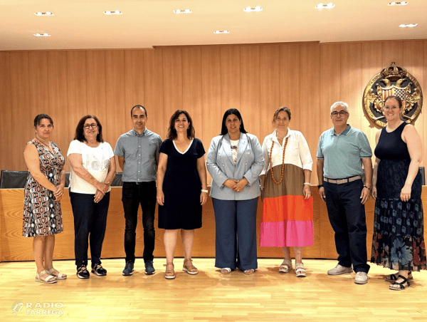 Núria Gil i l’alcaldessa de Tàrrega aborden amb la Generalitat millores clau en infraestructures, habitatge i serveis sanitaris del municipi