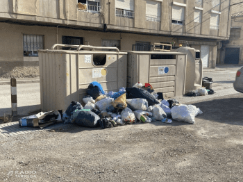L'Ajuntament de Tàrrega imposa més de 60 multes pel llançament de deixalles fora dels contenidors el 2025