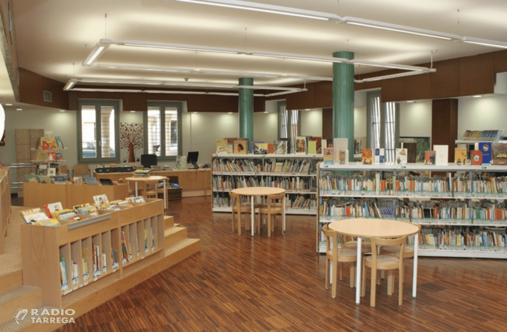 La Biblioteca Germanes Güell adquireix un centenar de llibres mitjançant els ajuts europeus Next Generation