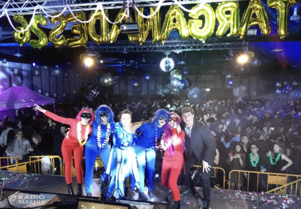 Tàrrega celebra amb gran èxit la festa de les Targanades per donar la benvinguda al 2026