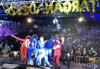 Tàrrega celebra amb gran èxit la festa de les Targanades per donar la benvinguda al 2026