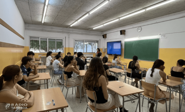 Obert el termini per demanar la beca general de la Generalitat per al curs 2026-2027