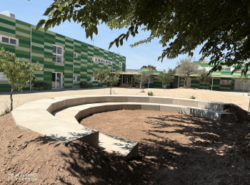 L'Escola Maria Mercè Marçal consolida el Projecte Pati amb noves actuacions de renaturalització i millora del pati escolar