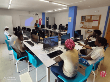 El gòTIC de Tàrrega imparteix una formació d’iniciació a les tecnologies digitals per a joves migrats