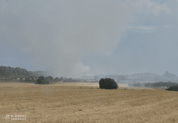 L'incendi de l'abocador de Tàrrega evoluciona favorablement