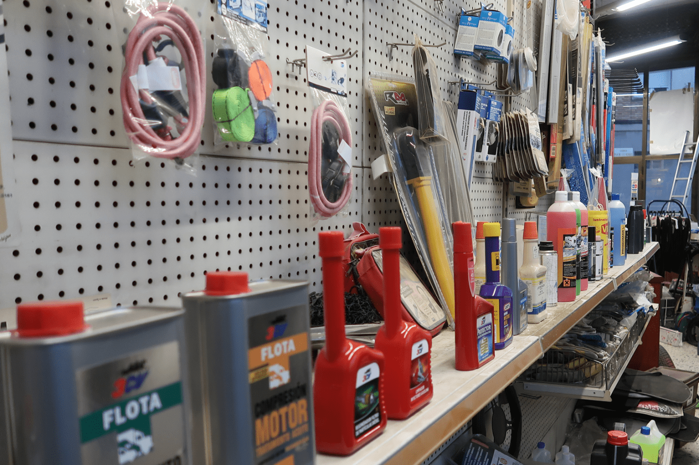 Motor de vehículo en taller