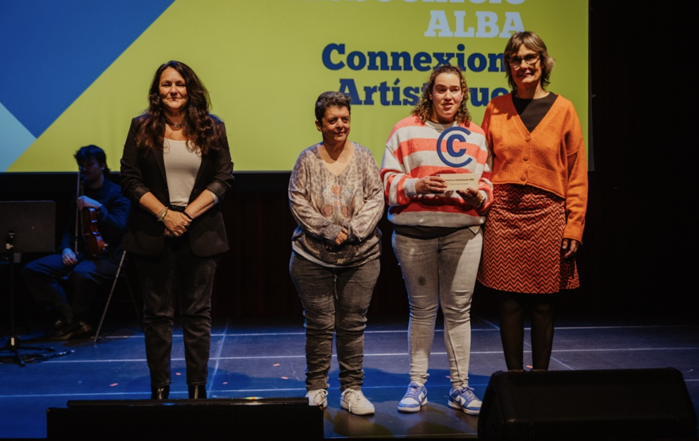 L’Associació Alba guanya un dels Premis La Confederació 2026 pel projecte Connexions Artístiques, que promou la inclusió a través de l’art.