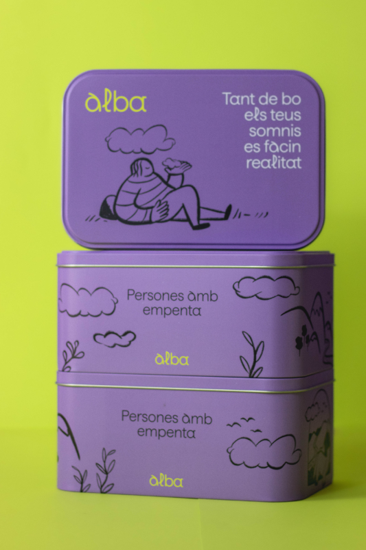 Capça de llauna solidària sense arrugats