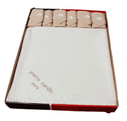 Mantelería Pierre Cardin