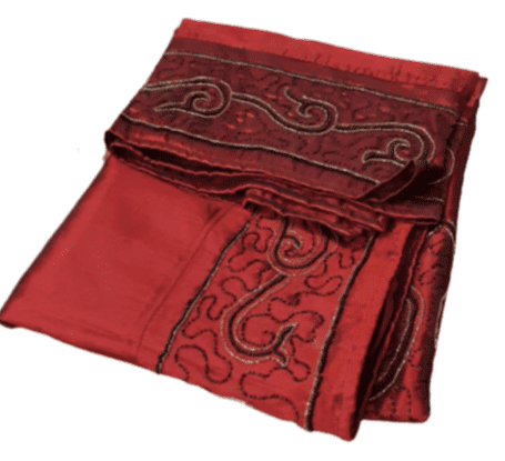 Tapete granate con pedrería 135 x 135 - 1