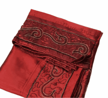 Tapete granate con pedrería 135 x 135 - 7