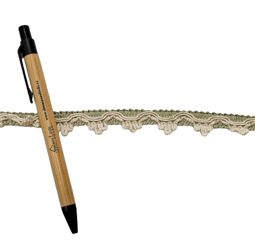 Pasamanería picos verde y beige