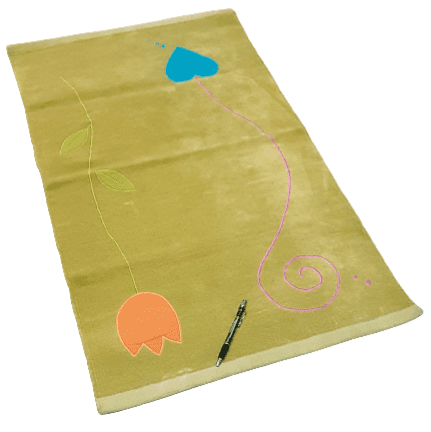 Alfombra chenilla verde corazón 60 x 90